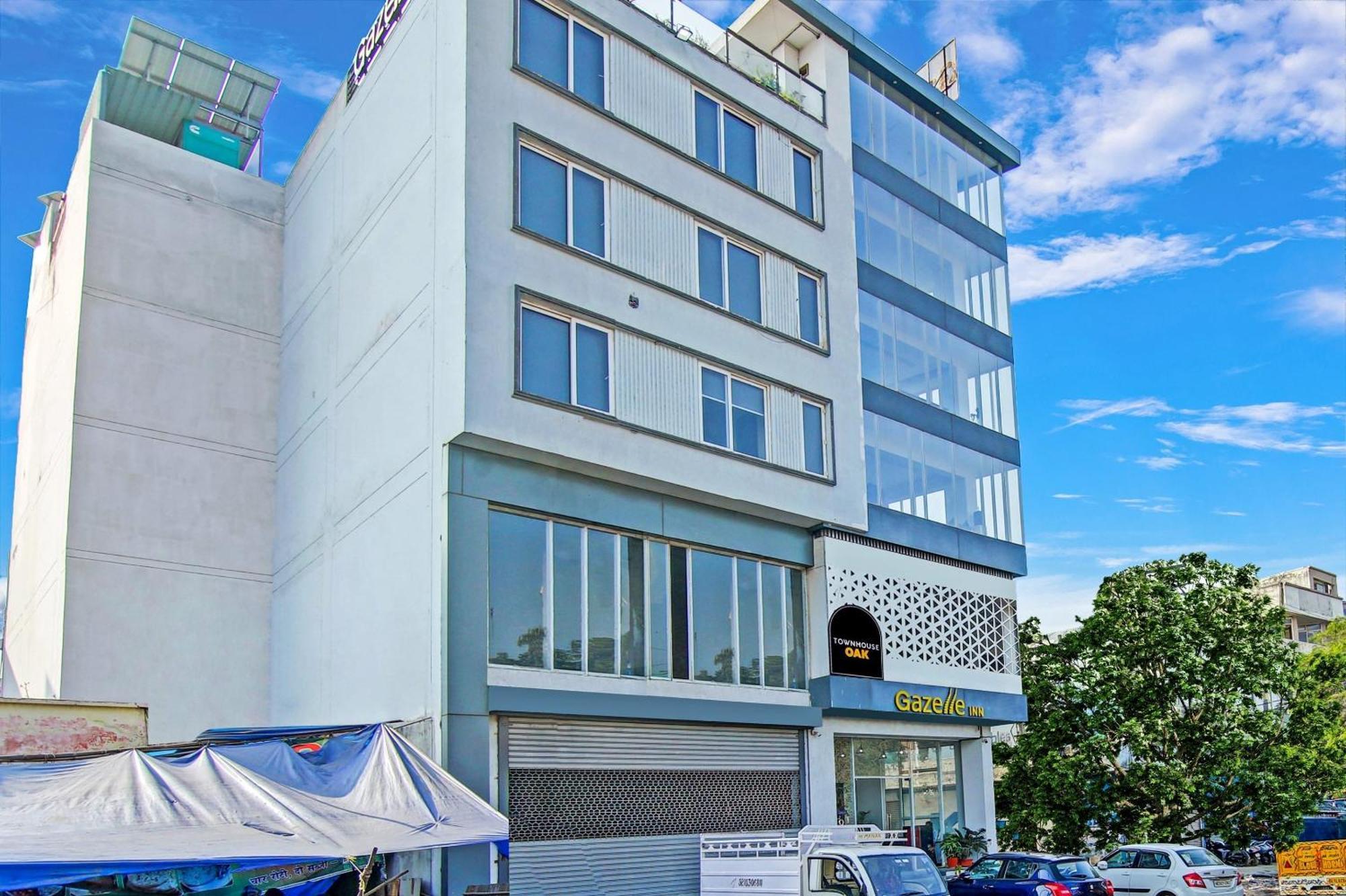 Super Townhouse Geetanjali Inn Gurgaon Zewnętrze zdjęcie