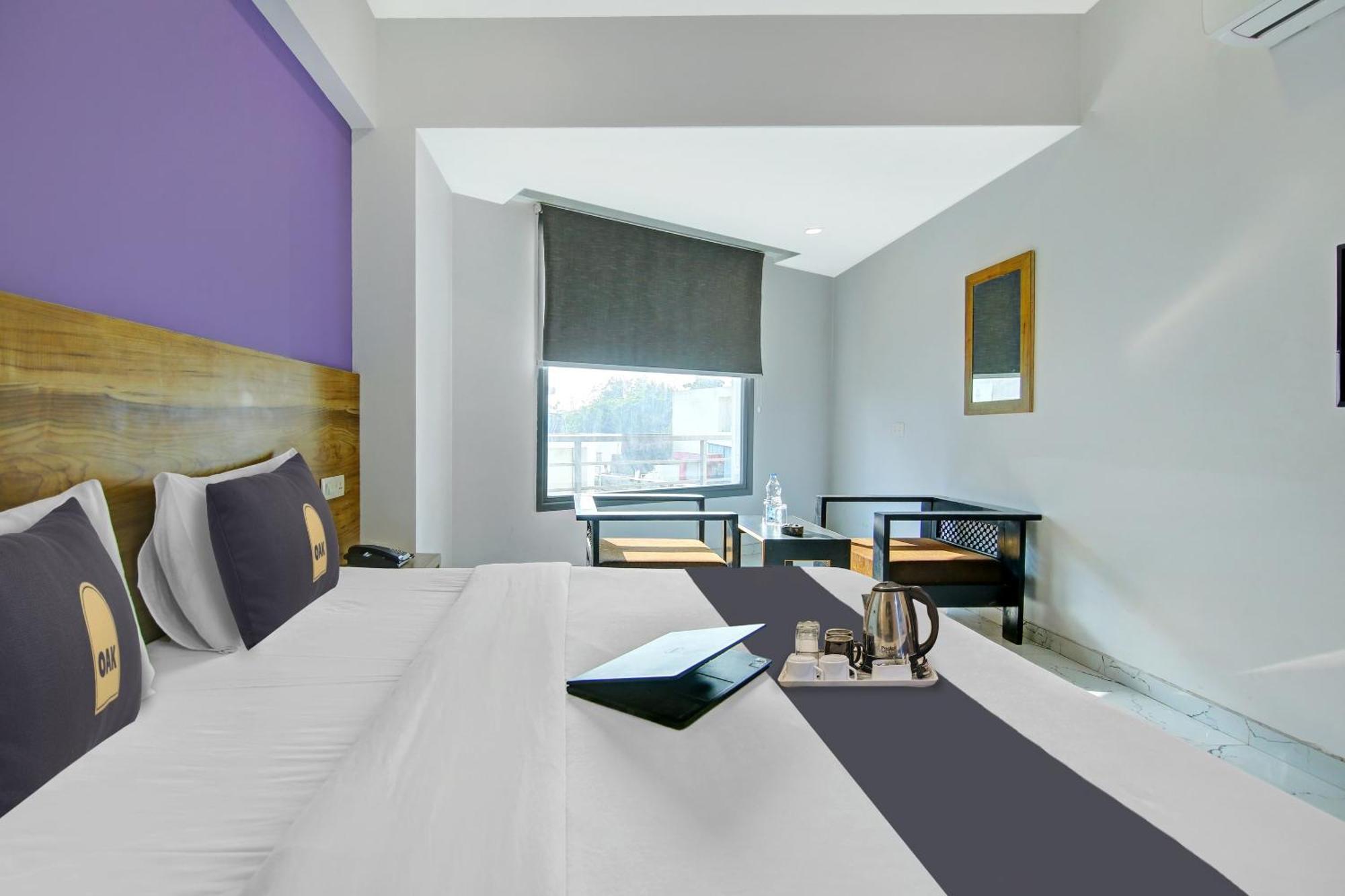 Super Townhouse Geetanjali Inn Gurgaon Zewnętrze zdjęcie